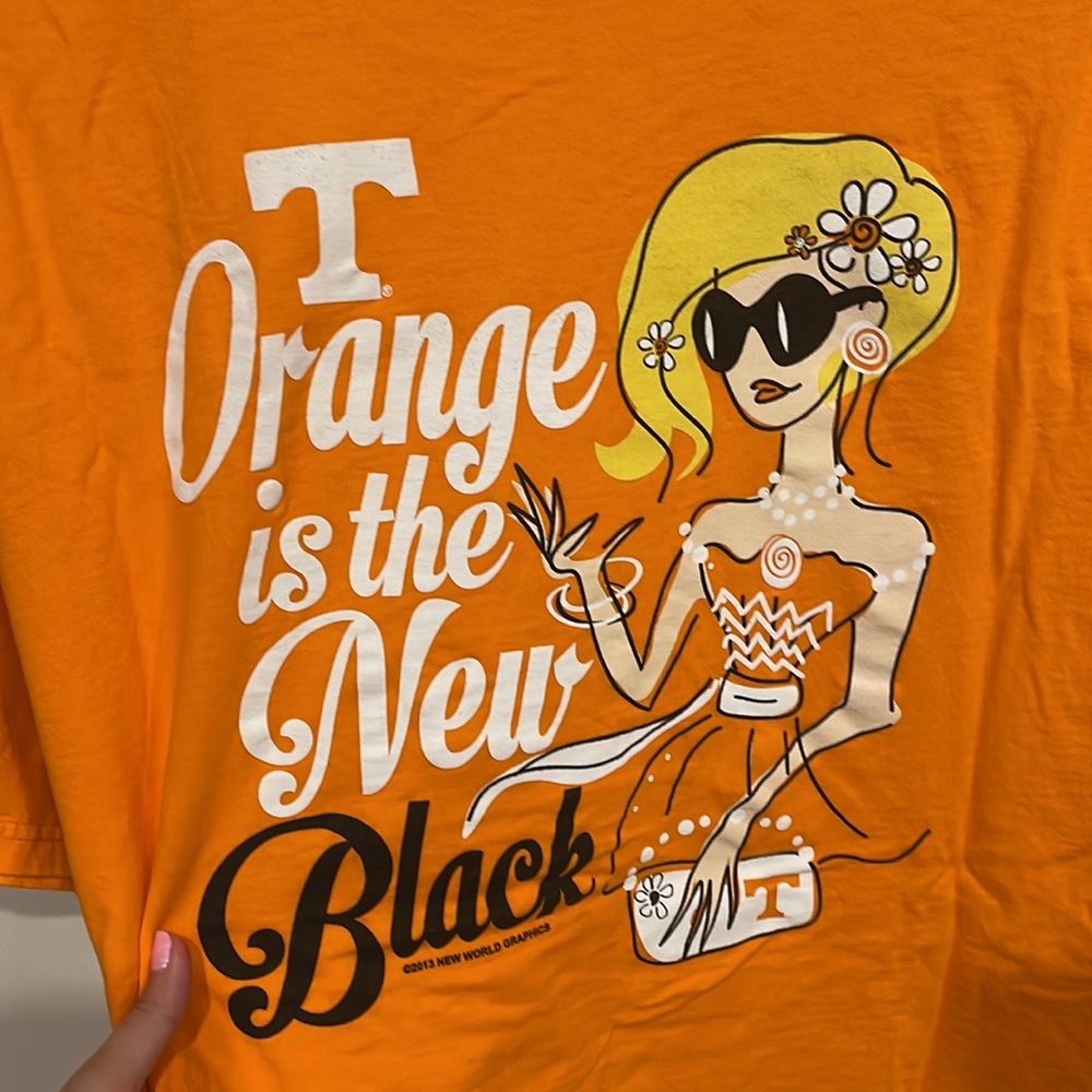 Look Good in Orange - Orange is the New Black UTK T-Shirt - Picture 8 of 10